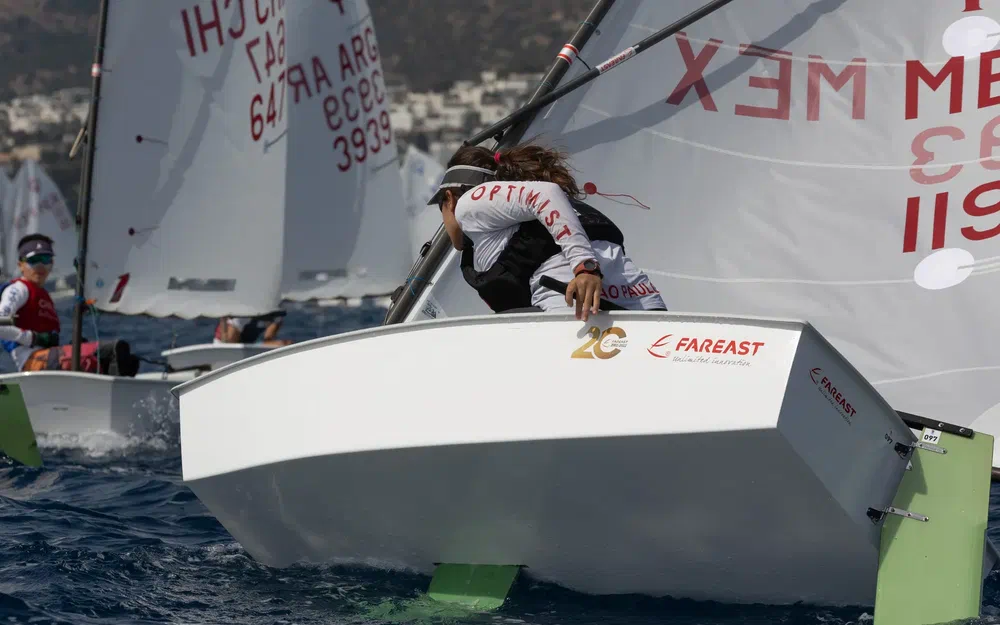 slider 3 Fareast Optimist