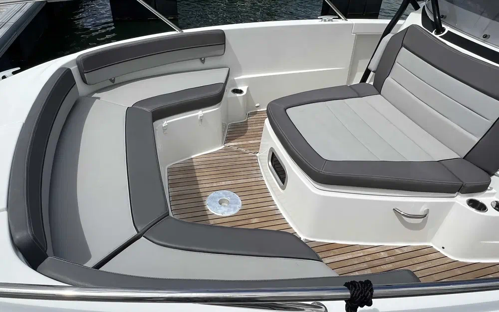 slider 10 Jeanneau Cap Camarat 9.0 CC