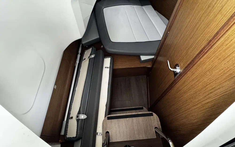 slider 17 Jeanneau Cap Camarat 9.0 CC