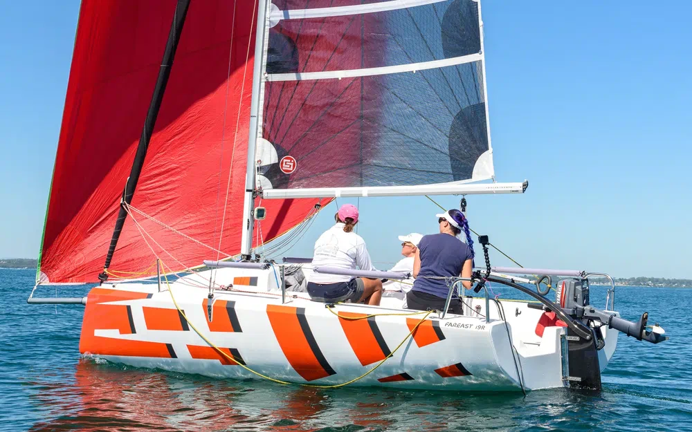 slider 10 Fareast 19 R