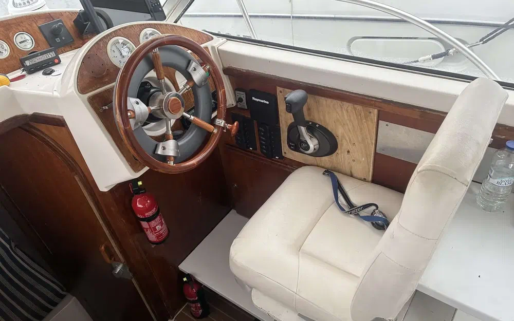 slider 28 Quicksilver Activ 755 Weekend