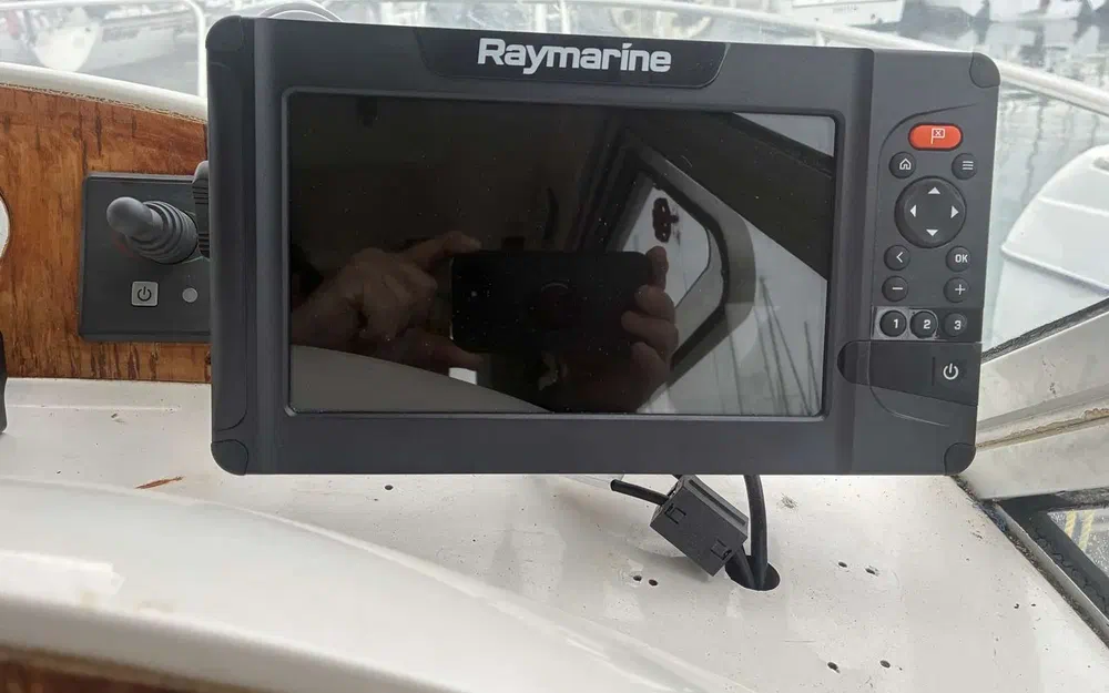 slider 32 Sportlake quicksilver 750 weekend