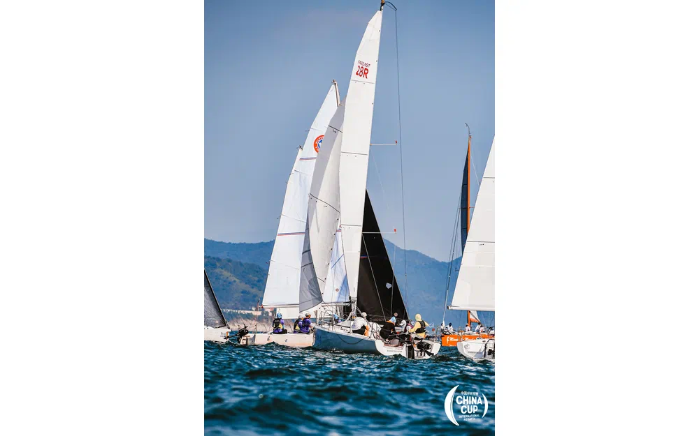 slider 6 Fareast 28 R