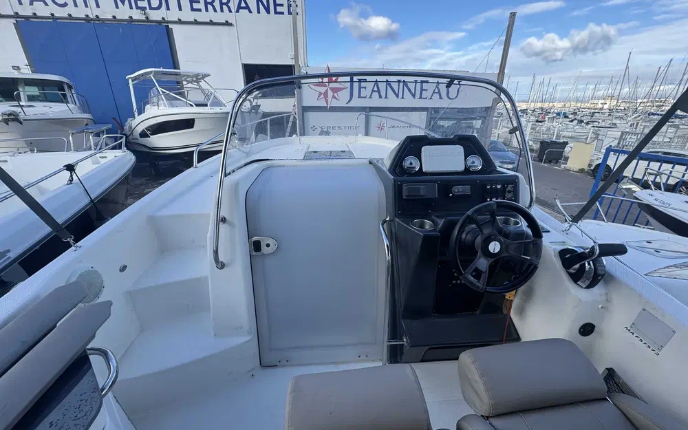 slider 3 Quicksilver Activ 755 Sundeck