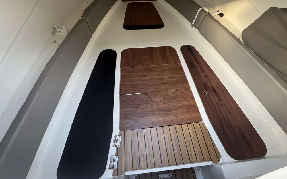 slider 7 Quicksilver Activ 755 Sundeck