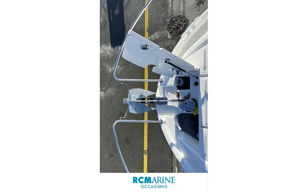 slider 17 Beneteau Antares 9 OB