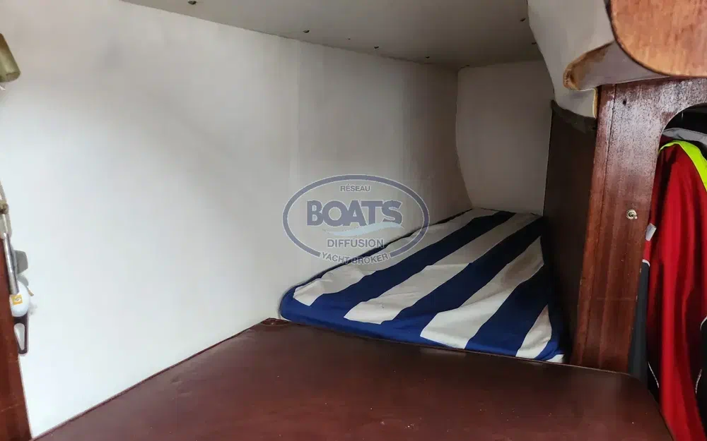 slider 10 Jeanneau Brin de folie