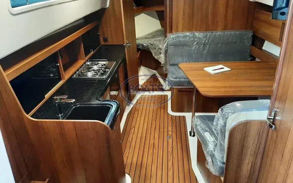 slider 4 Northman Nexus 870 Revo