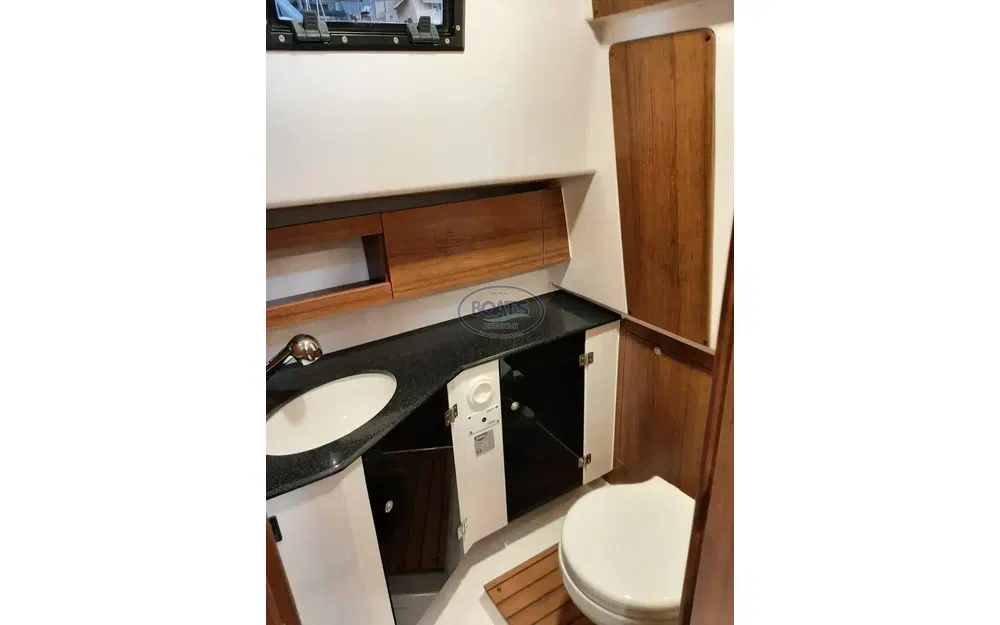 slider 6 Northman Nexus 870 Revo