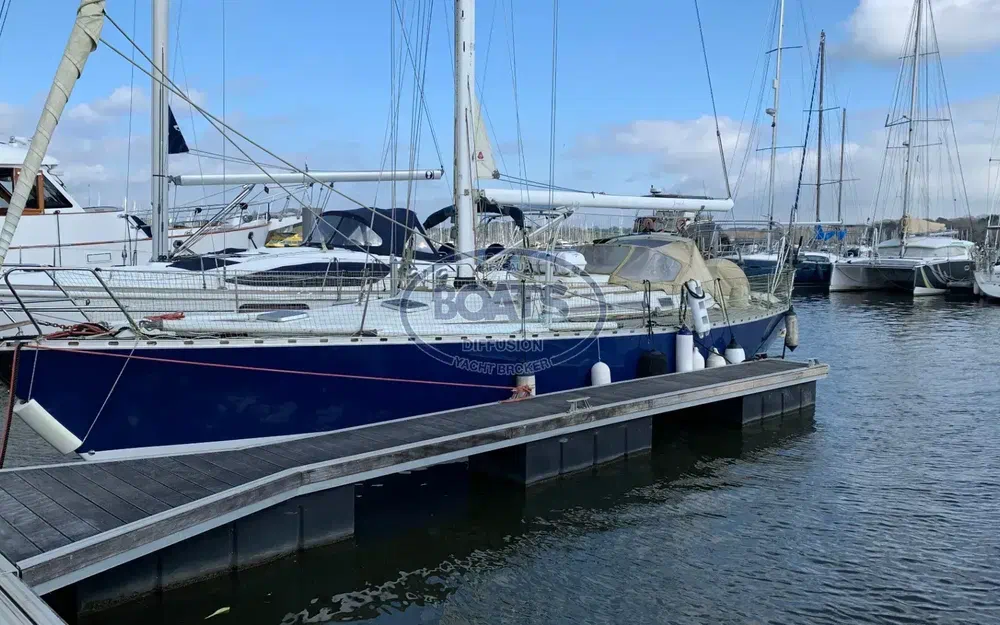 slider 3 Beneteau First 456