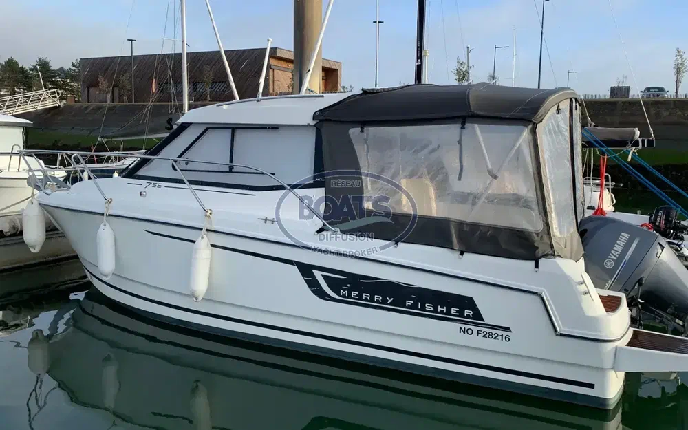 slider 8 Jeanneau Merry Fisher 755