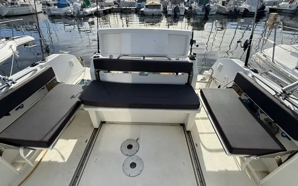 slider 9 Beneteau Barracuda 9