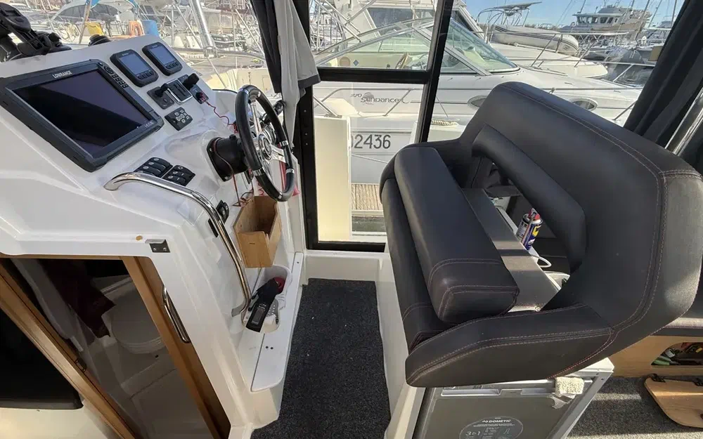 slider 16 Beneteau Barracuda 9