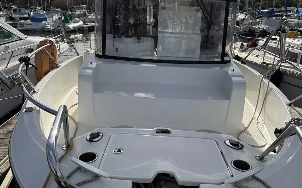 slider 3 Beneteau Barracuda 9