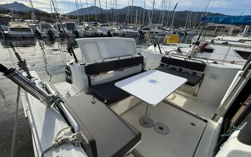 slider 7 Beneteau Barracuda 9