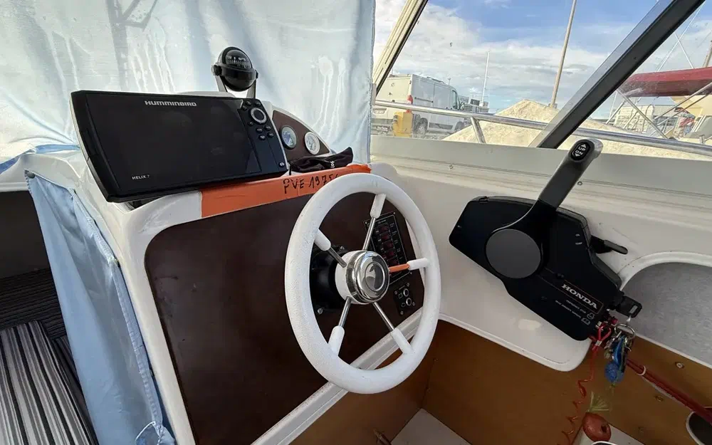 slider 6 Selection Boats 640