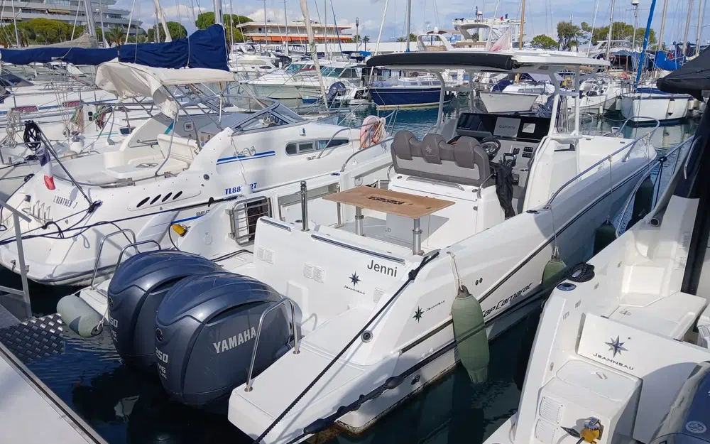 slider 1 Jeanneau Cap Camarat 9.0 CC