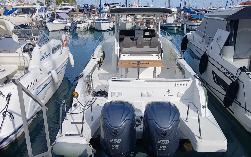 slider 2 Jeanneau Cap Camarat 9.0 CC