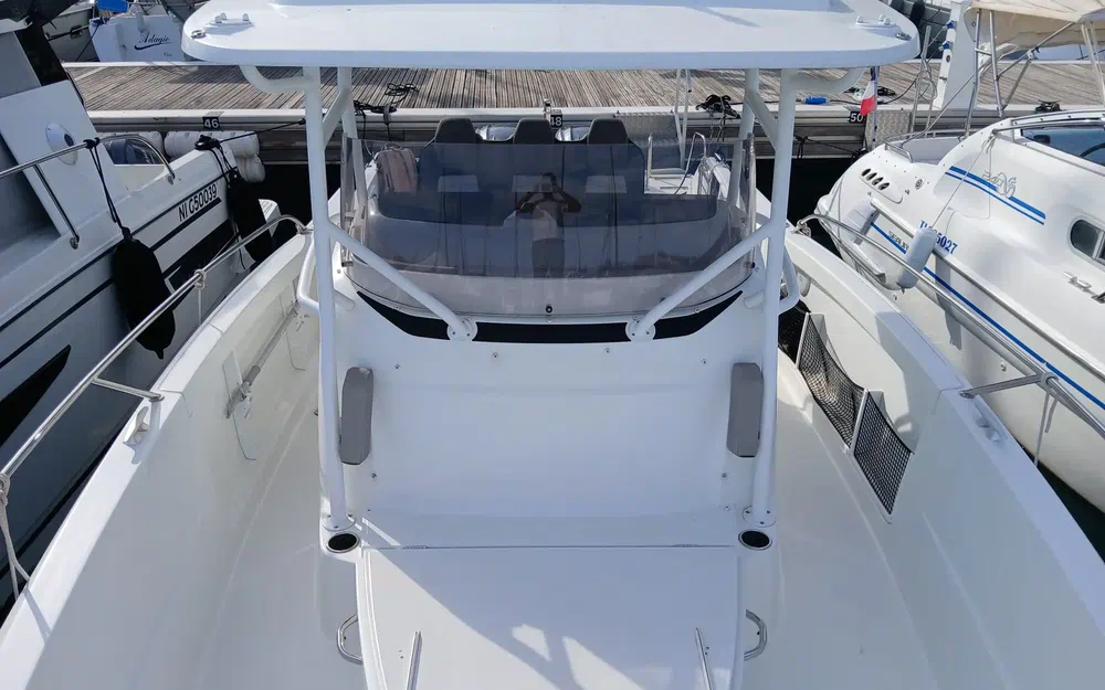 slider 4 Jeanneau Cap Camarat 9.0 CC