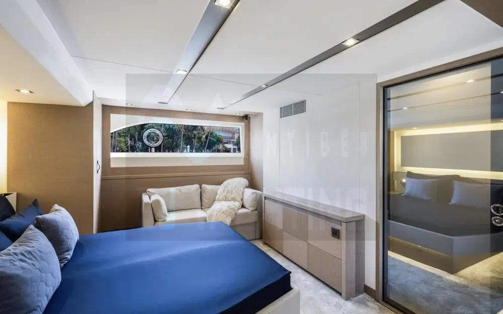 slider 18 Jeanneau Prestige 630