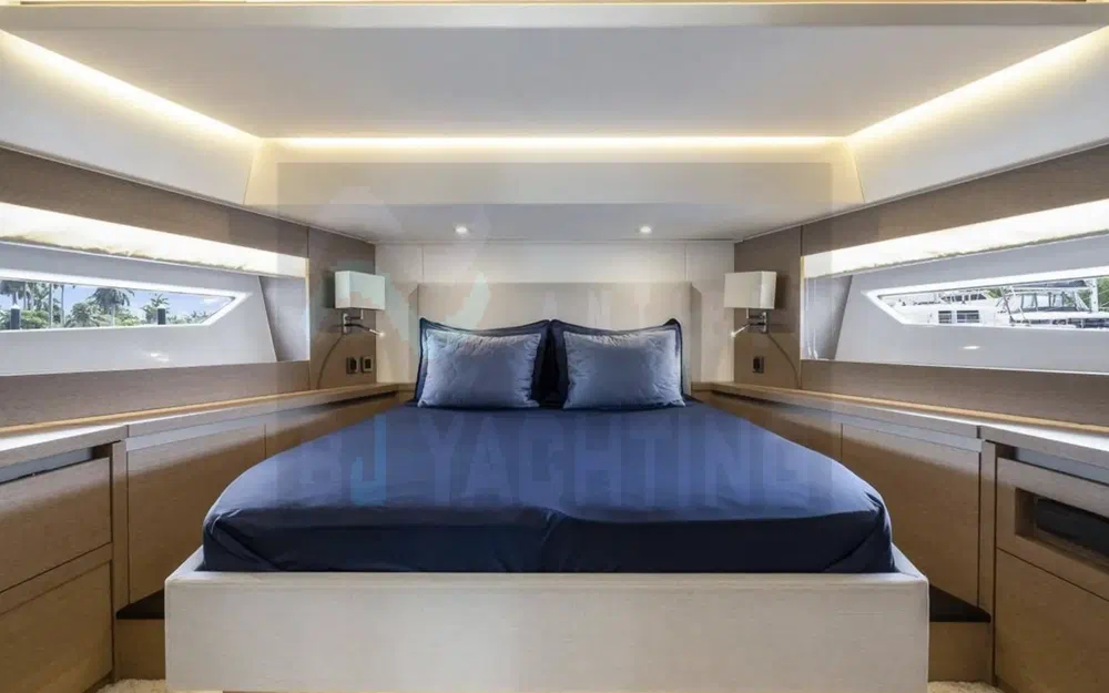 slider 23 Jeanneau Prestige 630