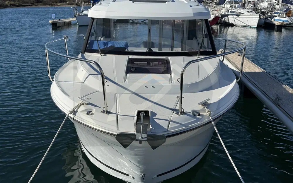 slider 1 Jeanneau Merry Fisher 695