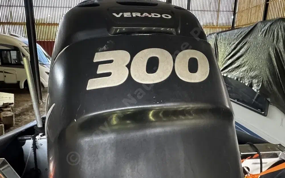 slider 9 Valiant 750 Patrol