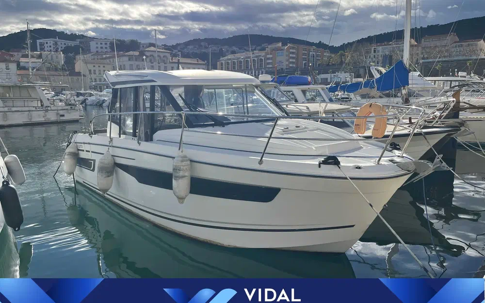 slider 0 Jeanneau Merry Fisher 895