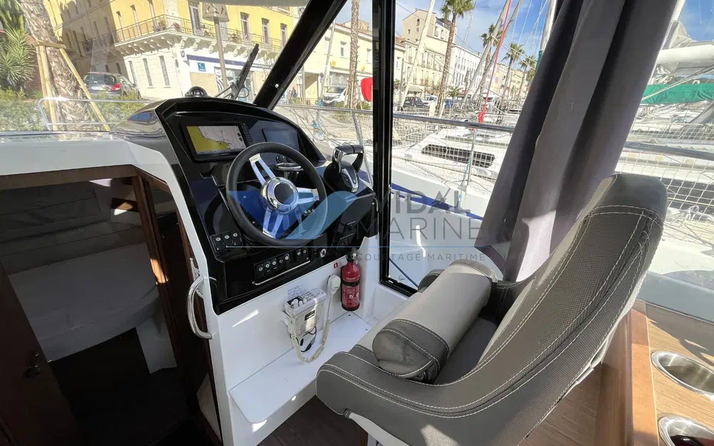 slider 5 Jeanneau Merry Fisher 895