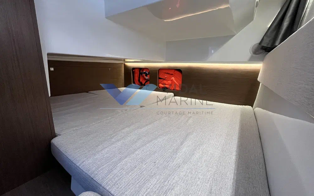 slider 8 Jeanneau Merry Fisher 895