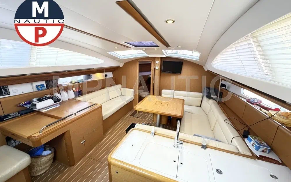 slider 12 Jeanneau Sun Odyssey 45 DS