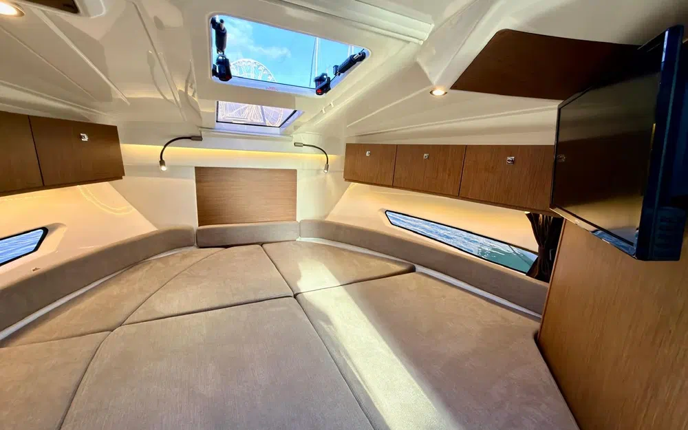 slider 34 Beneteau Antares 9 OB