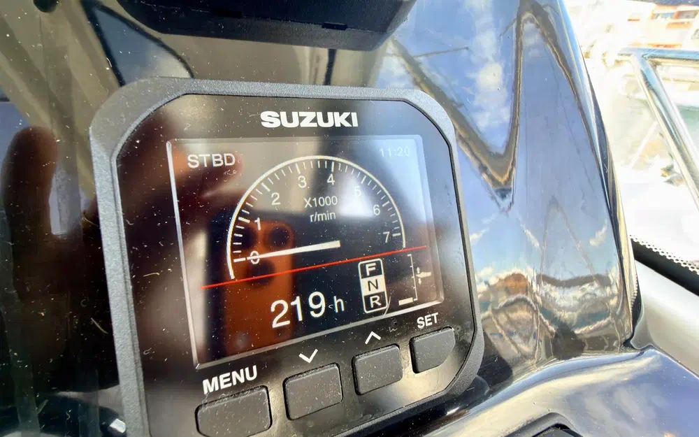 slider 24 Beneteau Antares 9 OB