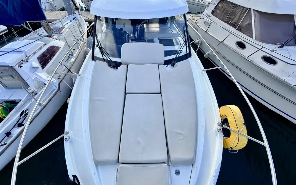 slider 13 Beneteau Antares 9 OB