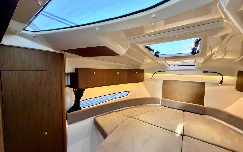 slider 29 Beneteau Antares 9 OB