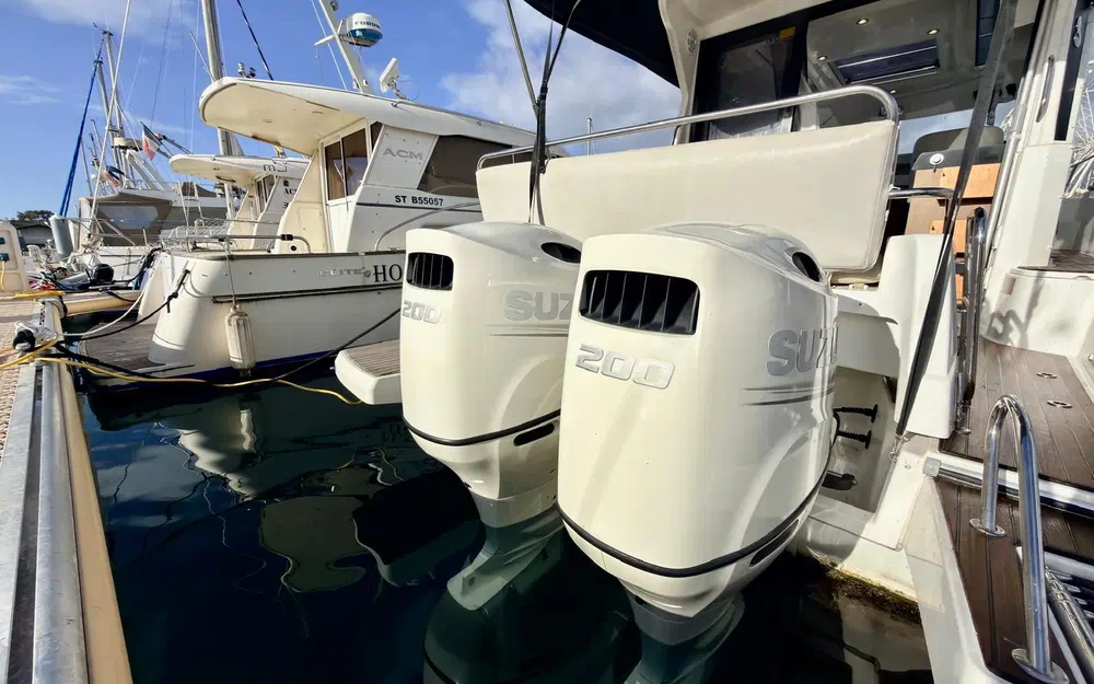 slider 36 Beneteau Antares 9 OB