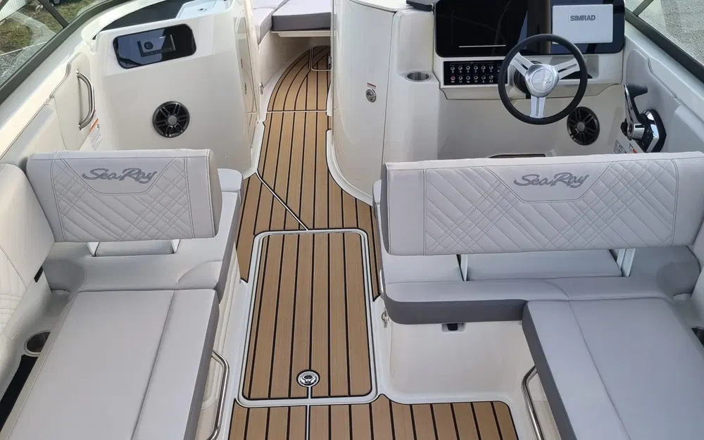 slider 10 Sea Ray SDX 250 OB