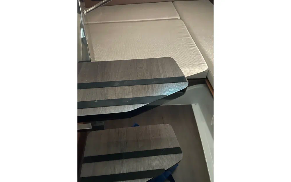 slider 8 Jeanneau Cap Camarat 9.0 WA