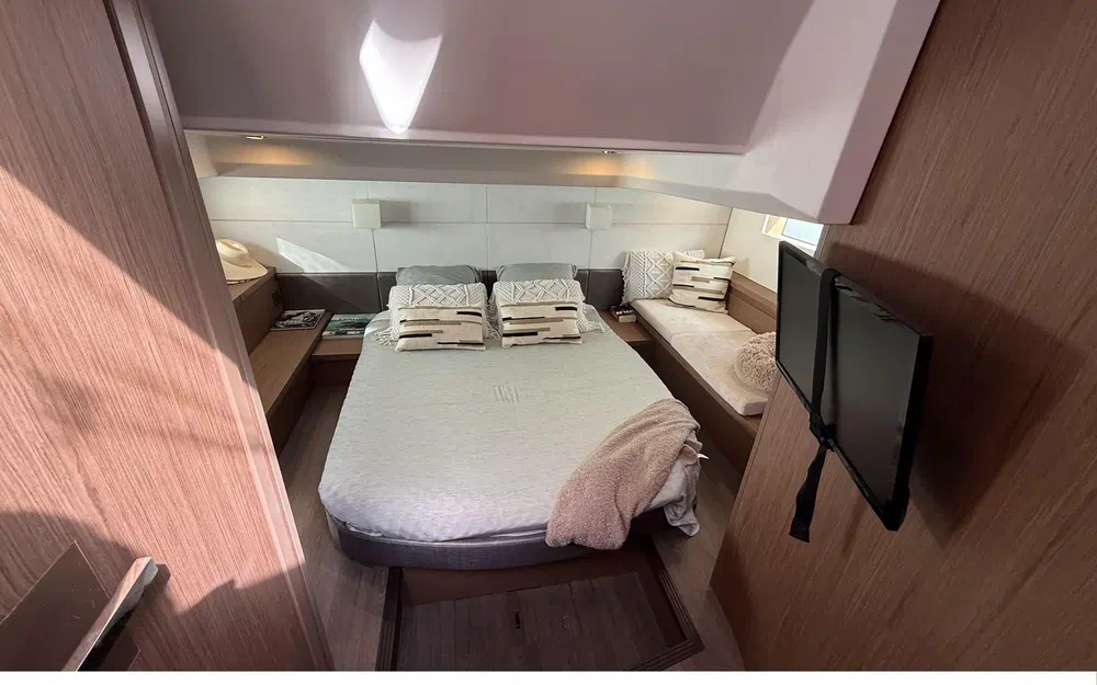 slider 20 Beneteau Gran Turismo 46