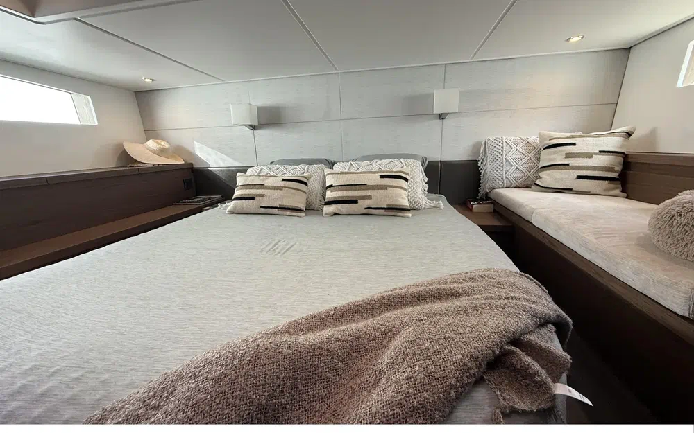 slider 22 Beneteau Gran Turismo 46