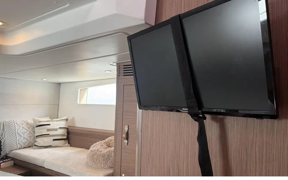 slider 23 Beneteau Gran Turismo 46