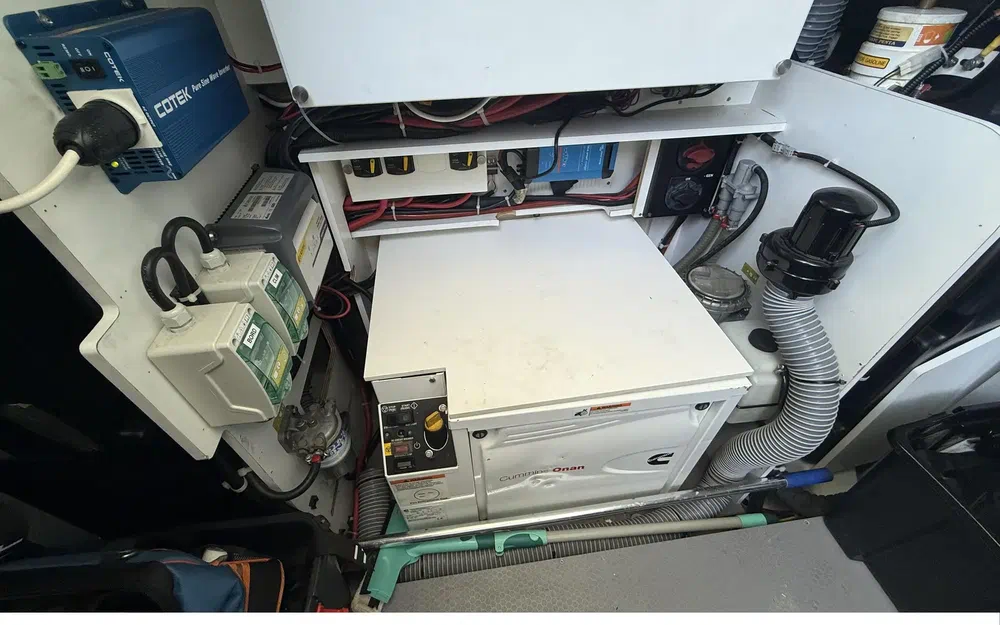 slider 34 Beneteau Gran Turismo 46