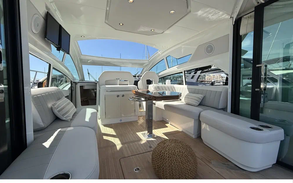 slider 5 Beneteau Gran Turismo 46