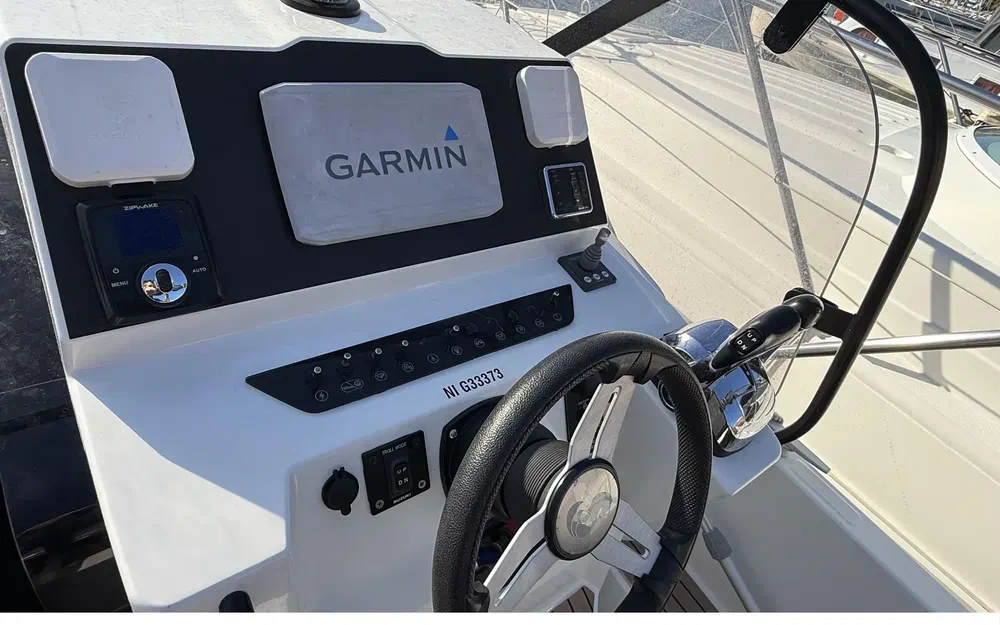 slider 6 Beneteau Flyer 9 Sundeck