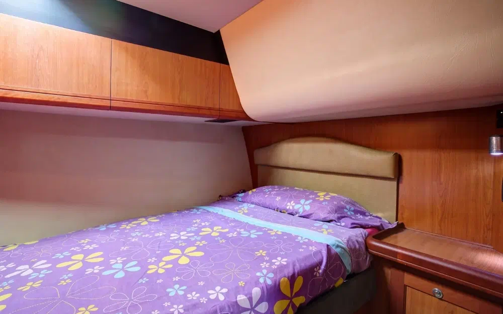 slider 18 Luhrs 41 Convertible