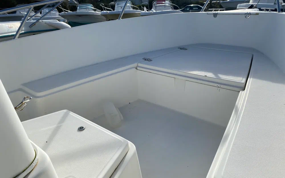 slider 5 Kelt White Shark 175