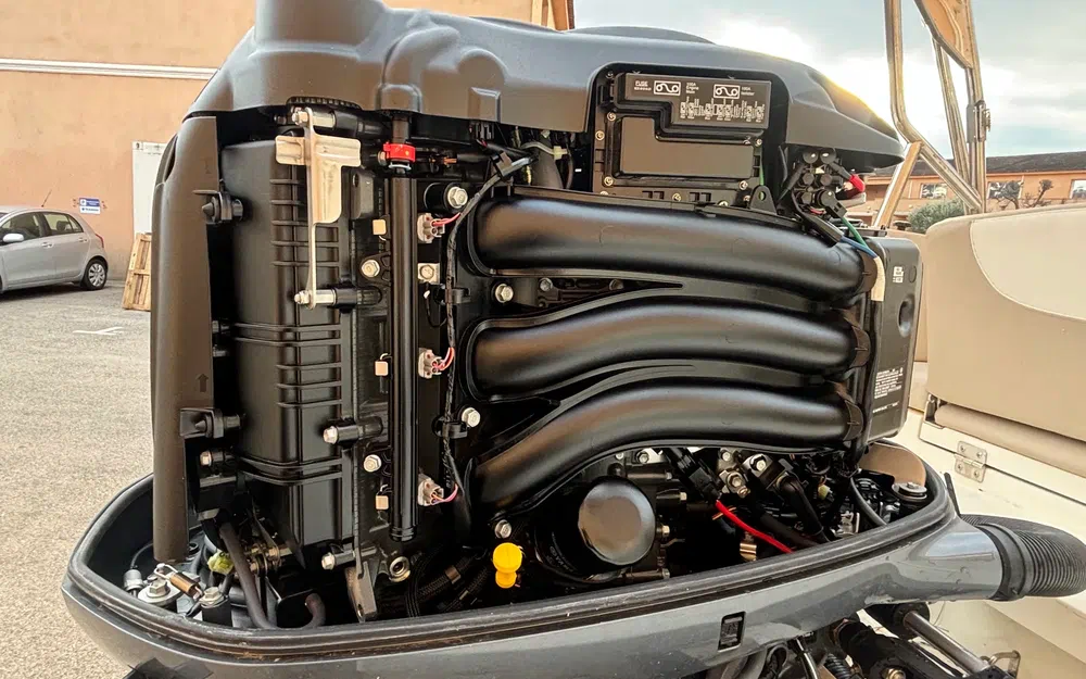 slider 21 Capelli Tempest 775 Luxe