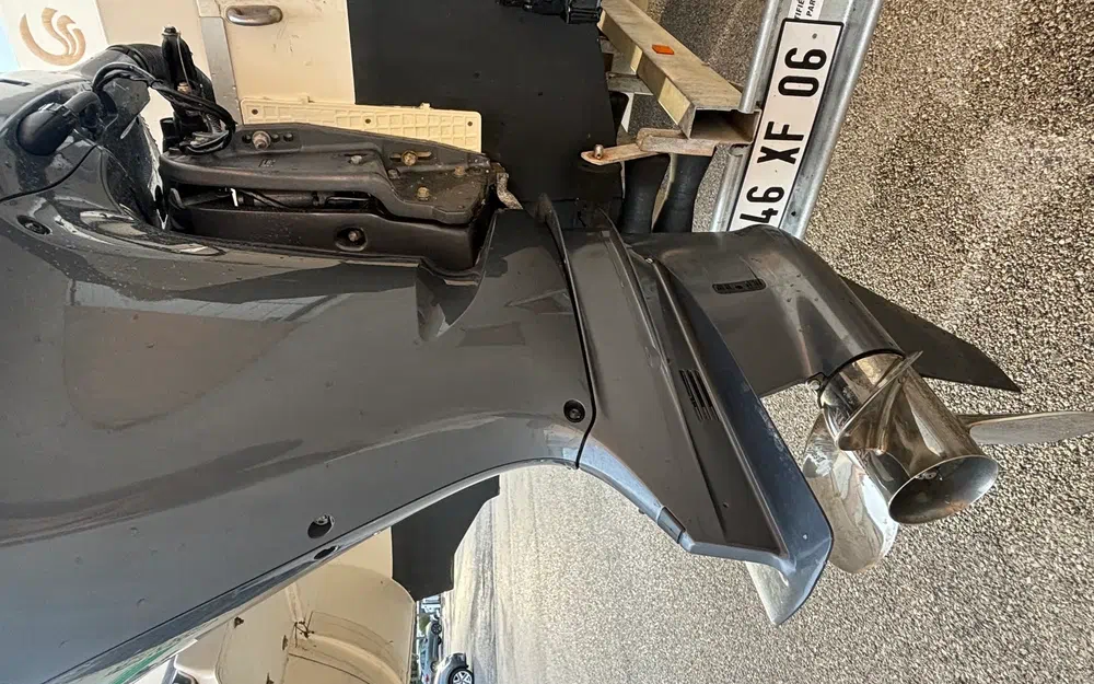 slider 22 Capelli Tempest 775 Luxe