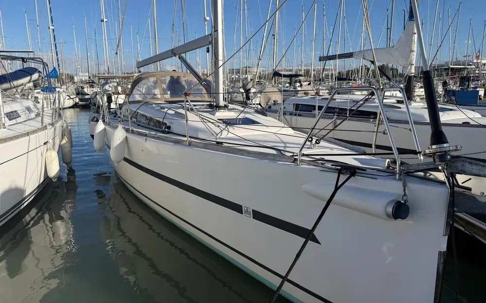 slider 3 Dufour 36 Performance