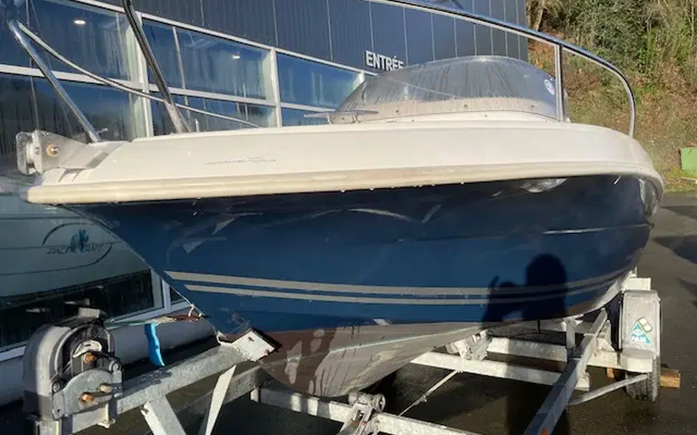 slider 2 Jeanneau Cap Camarat 5.5 WA